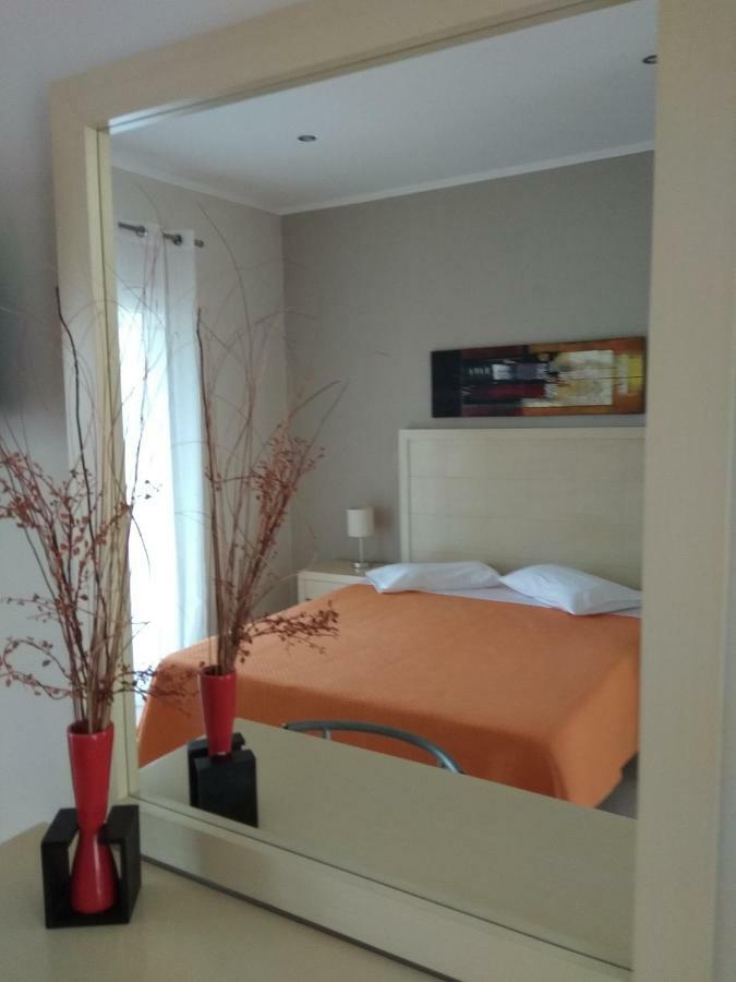 Sole E Mare Apartments Планос Екстер'єр фото
